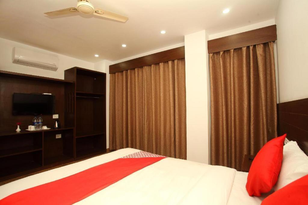 Oyo 525 Hotel Aloka Inn Rummindei Luaran gambar