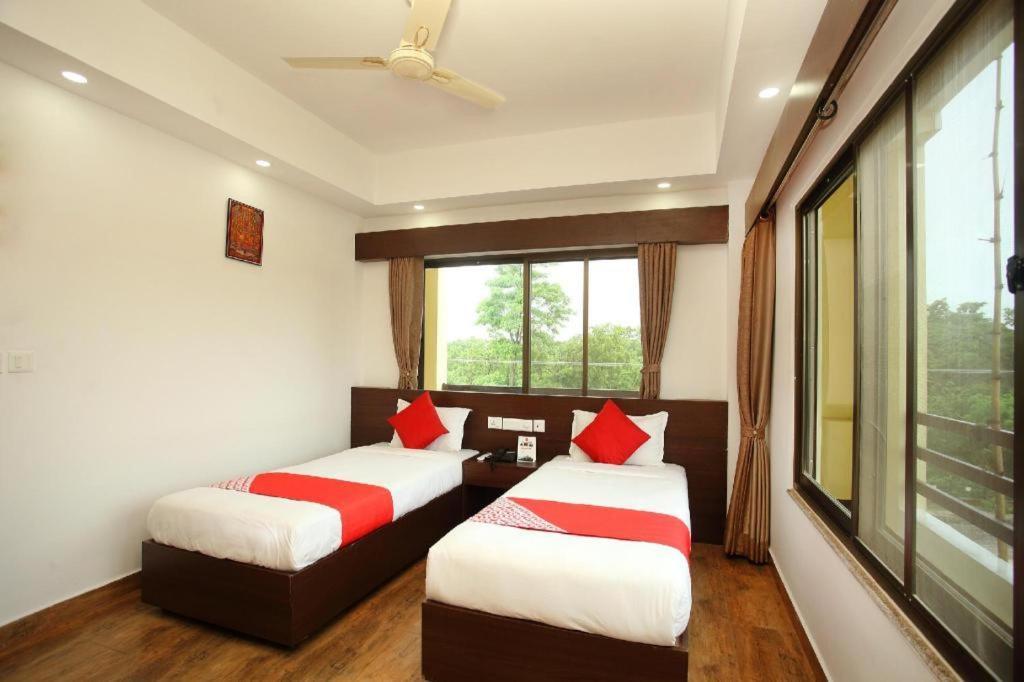 Oyo 525 Hotel Aloka Inn Rummindei Luaran gambar