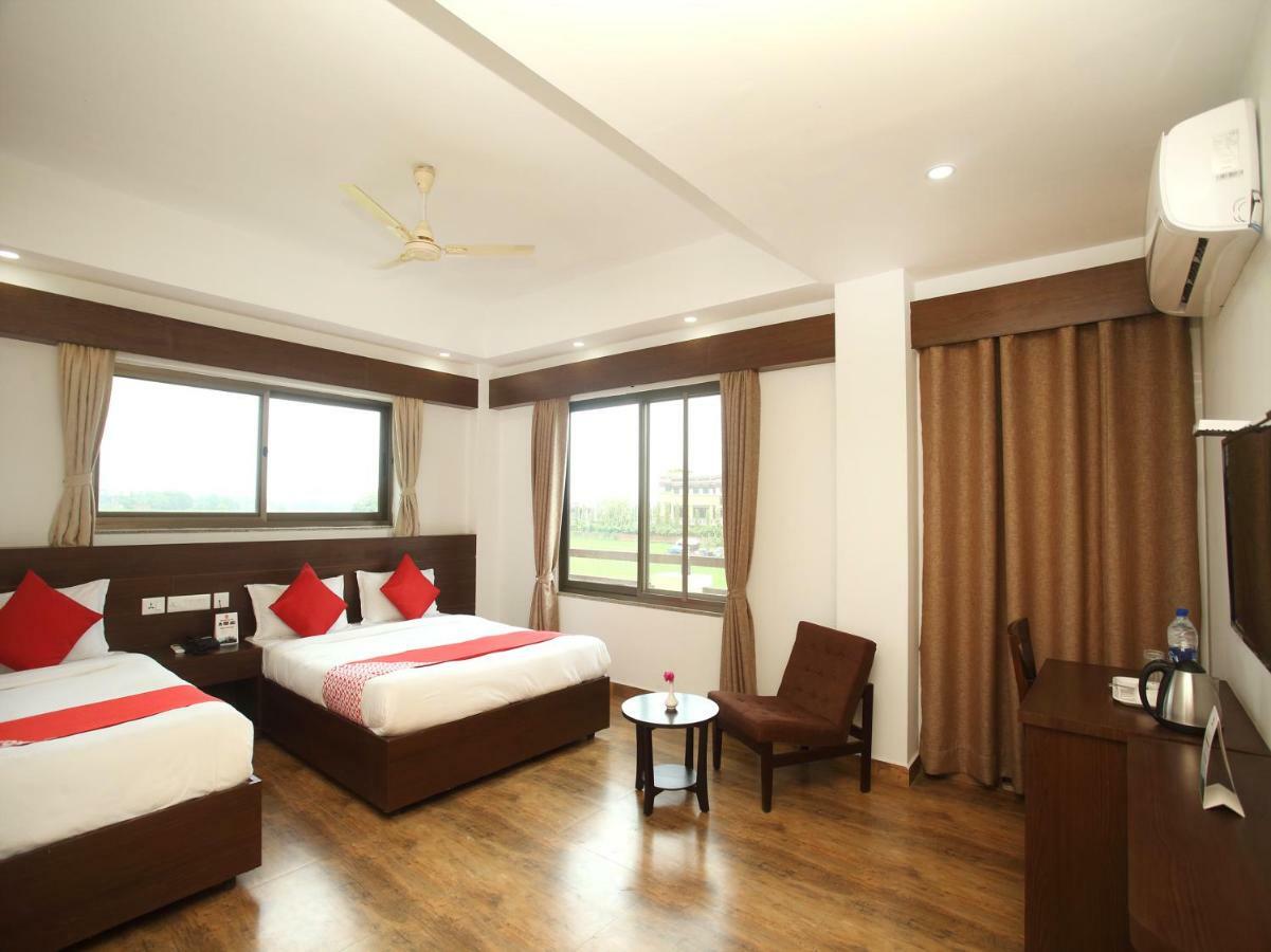 Oyo 525 Hotel Aloka Inn Rummindei Luaran gambar
